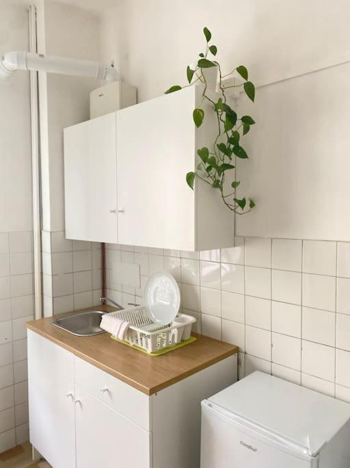 Francesca Ad Apartment